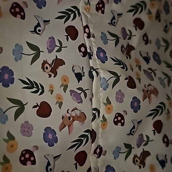 Snow White Loungefly Backpack - Picture 8 of 8